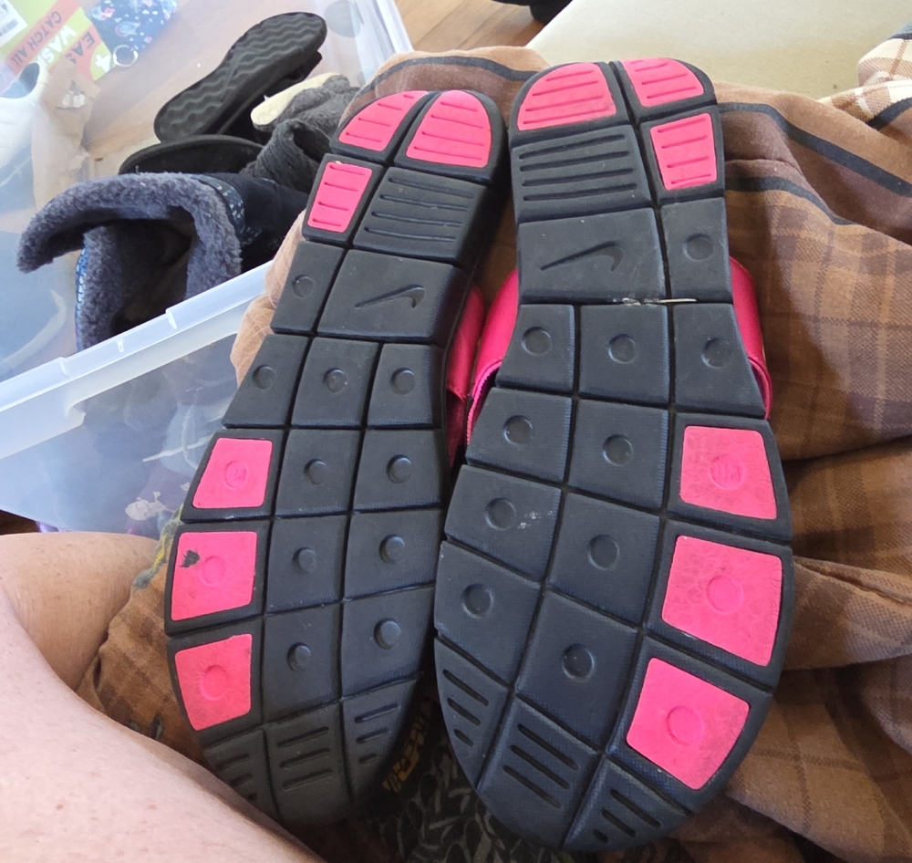 Sandals - Picture 3 of 3